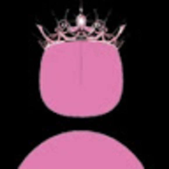 Meet your Posher, Emmi - Picture 1 of 1